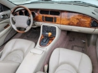 2002 Jaguar XKR Base